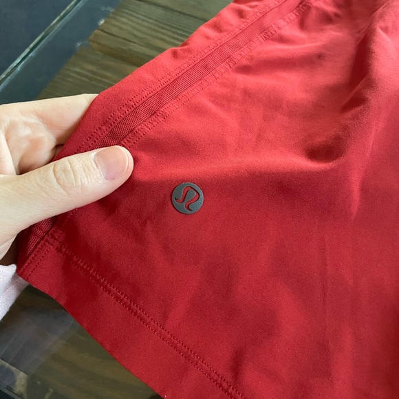 lululemon athletica Men's Red Athletic Shorts - Picture 5 of 5